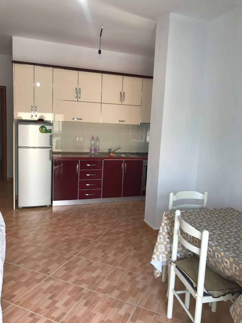 Residence Giulia Vlorë Buitenkant foto
