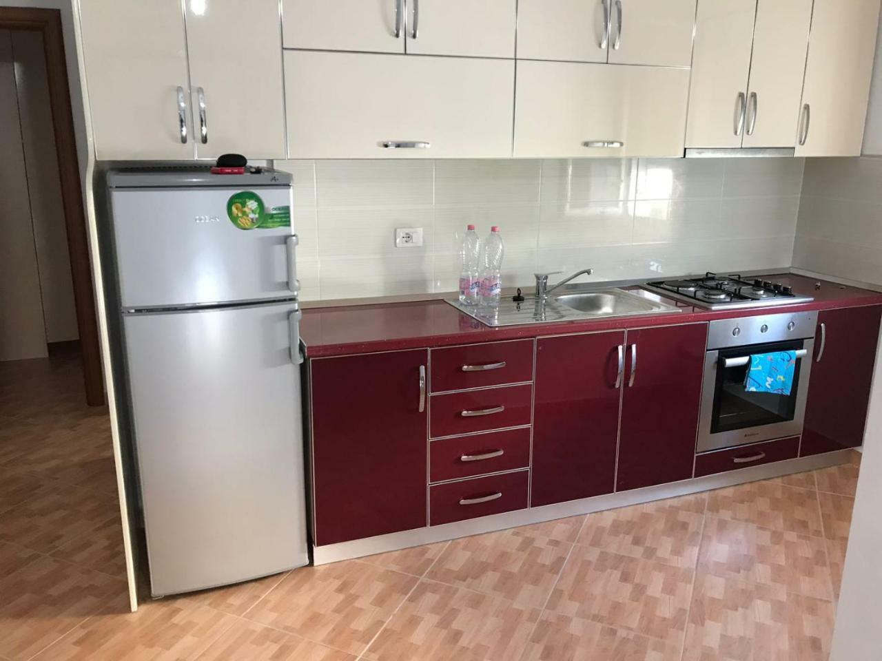 Residence Giulia Vlorë Buitenkant foto